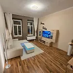 Boardinghouse Mit 10 Grossen Mit Parkplatz Und Balkon Apart-hotel Chemnitz