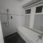 Apart-hotel Boardinghouse Mit 10 Grossen Mit Parkplatz Und Balkon 4*