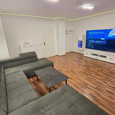 Boardinghouse Mit 10 Großen Mit Parkplatz Und Balkon Aparthotel