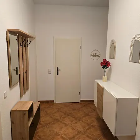 Boardinghouse Mit 10 Grossen Mit Parkplatz Und Balkon Aparthotel 4*