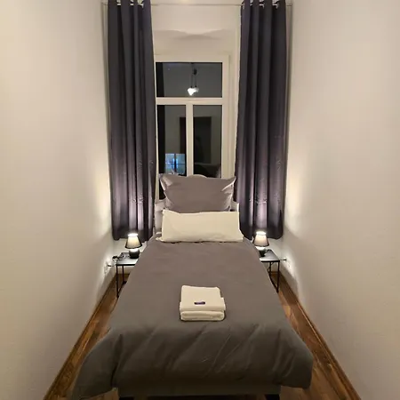 Boardinghouse Mit 10 Grossen Mit Parkplatz Und Balkon Aparthotel