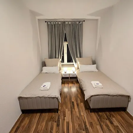 Boardinghouse Mit 10 Grossen Mit Parkplatz Und Balkon 4* Chemnitz