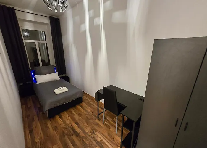 Aparthotel Boardinghouse Mit 10 Grossen Mit Parkplatz Und Balkon Chemnitz