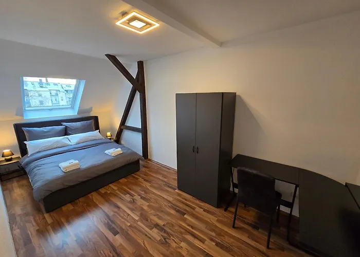 شقة فندقية Boardinghouse Mit 10 Grossen Mit Parkplatz Und Balkon 3*