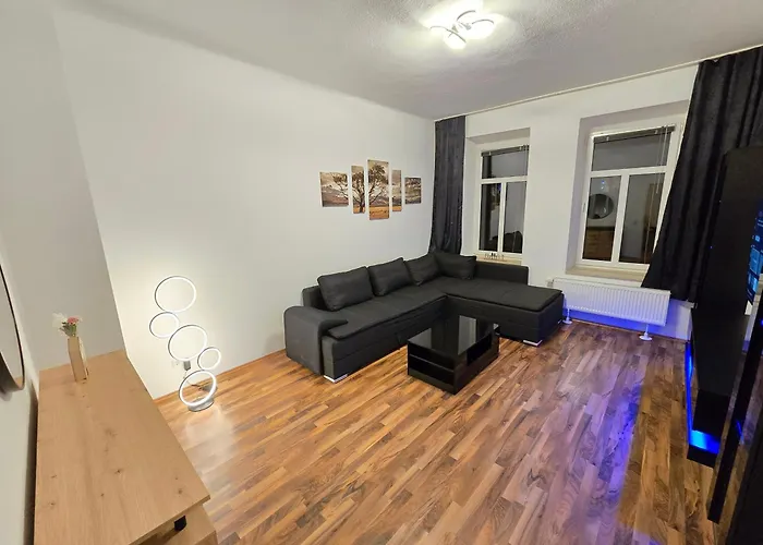 Boardinghouse Mit 10 Grossen Mit Parkplatz Und Balkon Aparthotel