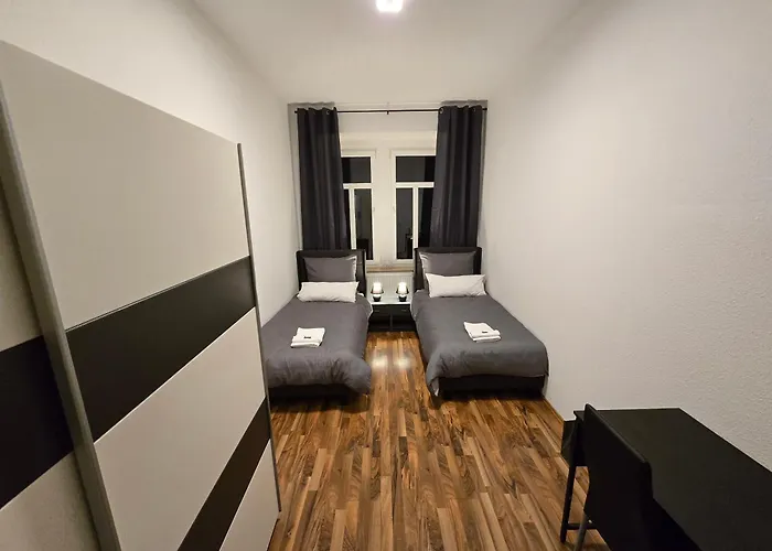 شقة فندقية Boardinghouse Mit 10 Grossen Mit Parkplatz Und Balkon