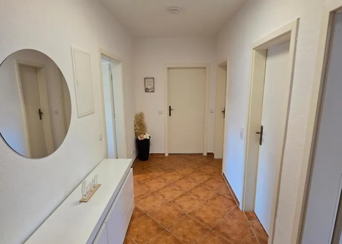 شقة فندقية Boardinghouse Mit 10 Grossen Mit Parkplatz Und Balkon