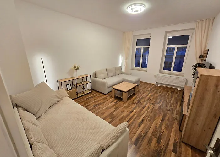 Aparthotel Boardinghouse Mit 10 Grossen Mit Parkplatz Und Balkon 3*