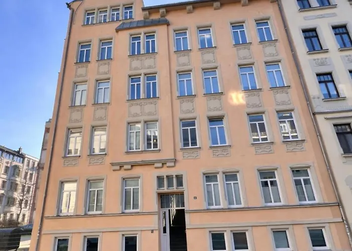شقة فندقية Boardinghouse Mit 10 Grossen Mit Parkplatz Und Balkon شيمنيتز