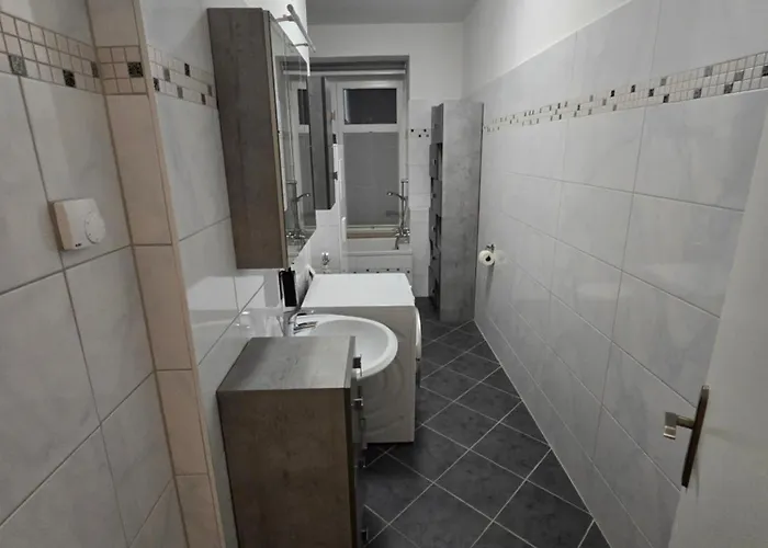 شقة فندقية Boardinghouse Mit 10 Grossen Mit Parkplatz Und Balkon 3*